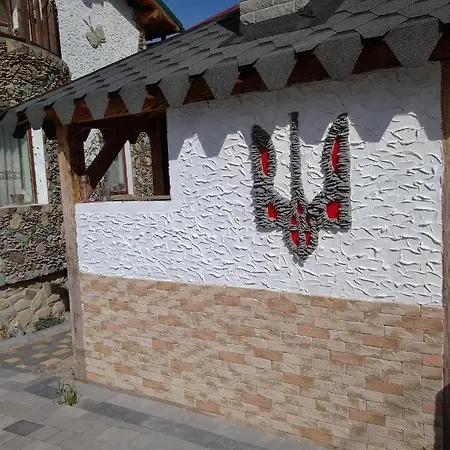 Садиба Янчар Номер Студiо З Басейном Mykulychyn Exterior photo