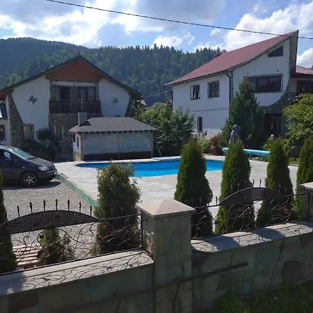 Садиба Янчар Номер Студiо З Басейном Mykulychyn Exterior photo